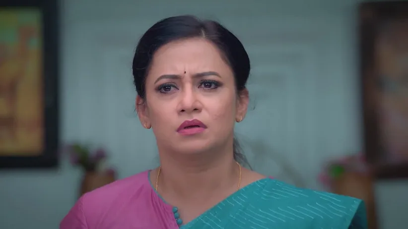 Soodmani's Spirit Makes a Request to Bharathi - Anna