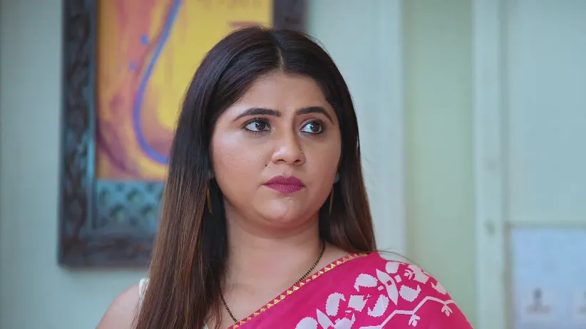 Savali Helps Tara - Savalyachi Janu Savali