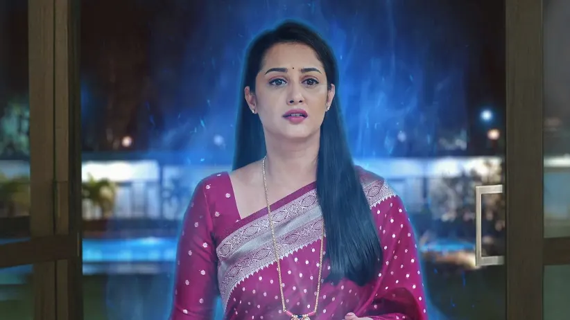Durga and Sharath Worry as Hitha Falls Ill