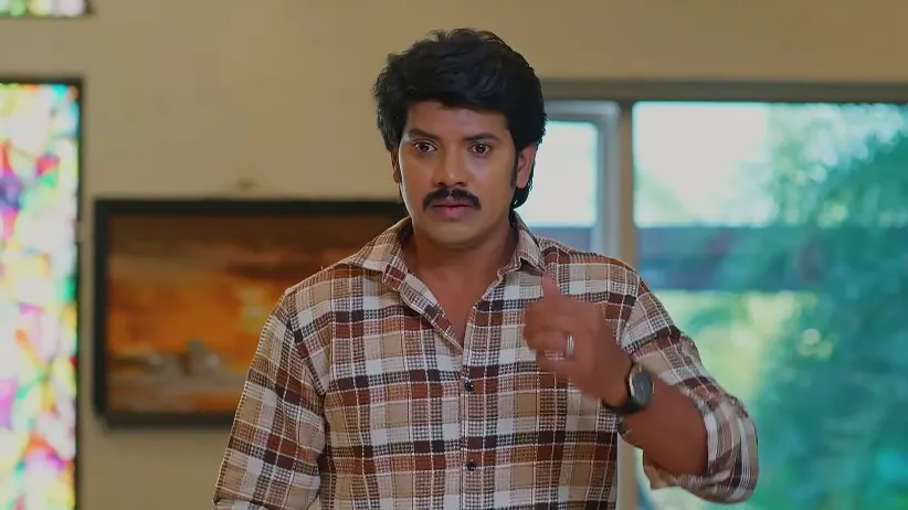 Will Priyanka Shoot Prabhas? - Sandhyaraaga