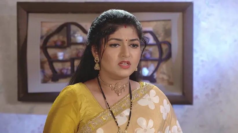 Shilpa Tries to Win Over Sambhav