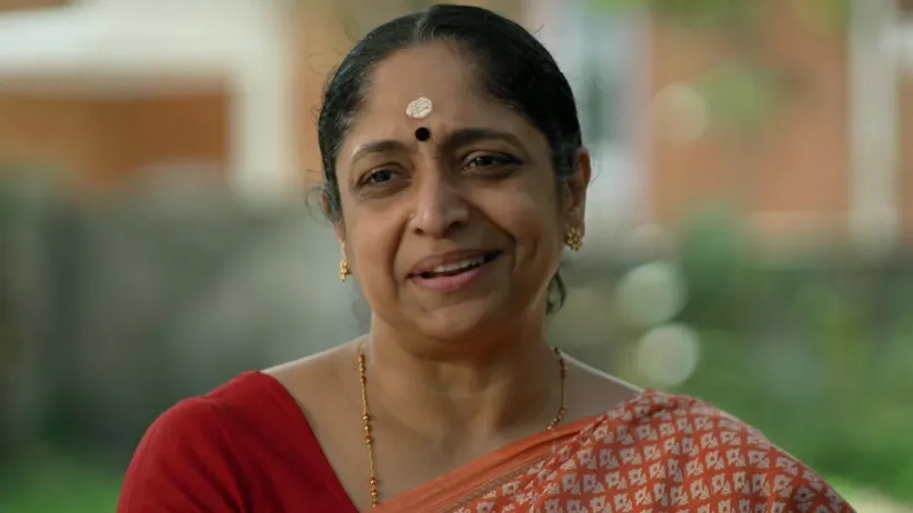 Kudumbashree Sharada - August 17, 2025 - Episode Spoiler