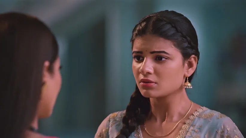 Tara Warns Saru