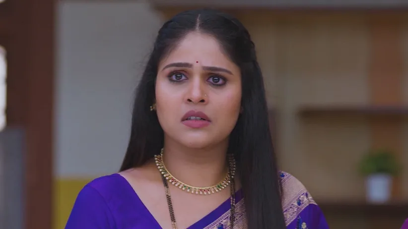 Lakshmi Tells Her Daughters about the Property Division - Lakshmi Niwas