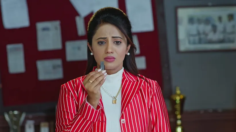 Jagriti and Kedar Save Sudhakar