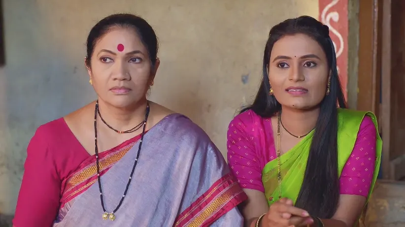 Abhay Predicts Sudhakar's Future - Devmanus Madhla Adhyay