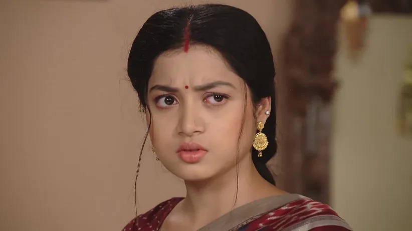 Archana's Family Worry about Her