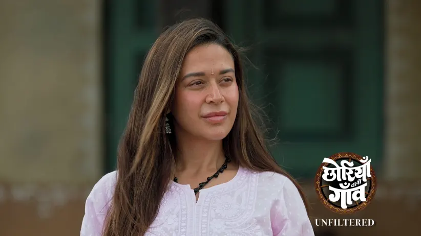 The Girls Receive 'Guru Dakshina'