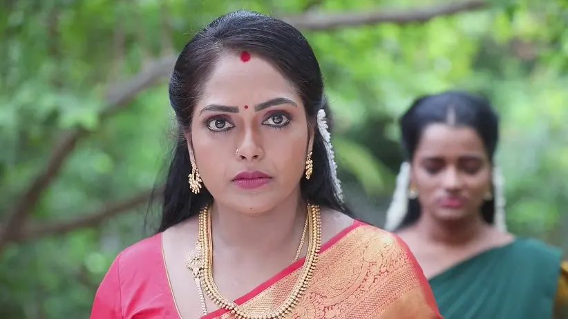 Siva Finds the Temple Idol - Mounam Pesiyadhe