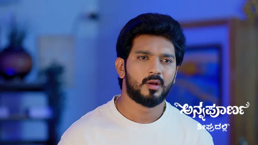 Vedavathi and Niharika Insult Akshaya