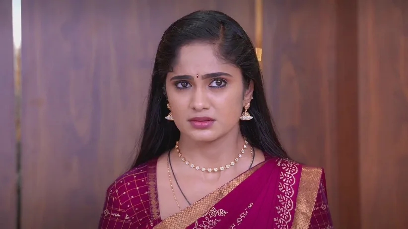 Indrani Confronts Cheziyan