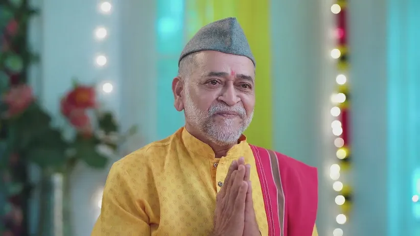 Atharva and Meera Perform Ganpati's Aarti - Tula Japnar Aahe