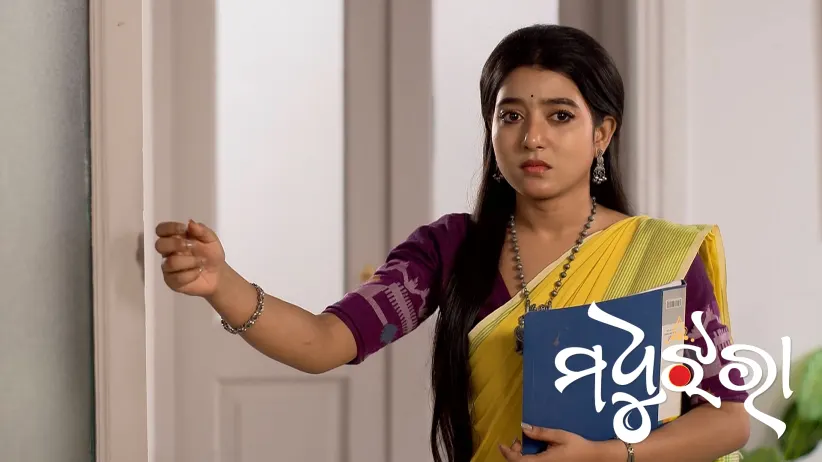 Rai Overhears Sudipta's Conversation