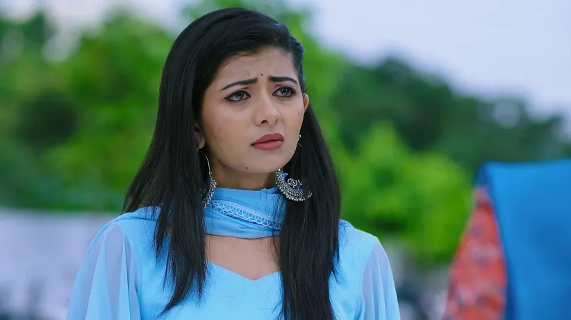 Anu Questions Laddu about Her Nuptial Chain