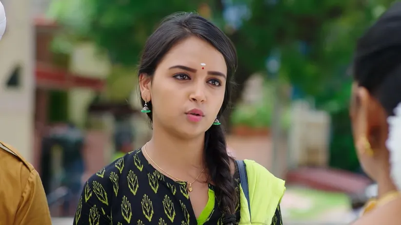 Kanakaratnam Orders Her Family to Work