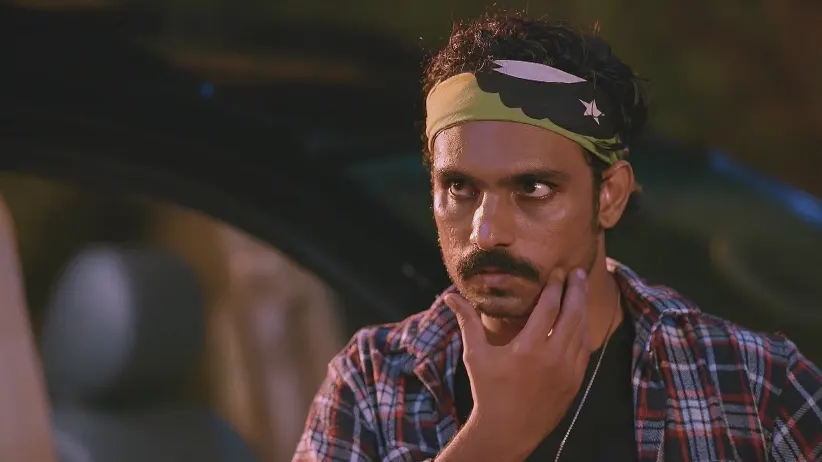 Ved and Saru Reach the Kidnappers' Hideout - Saru