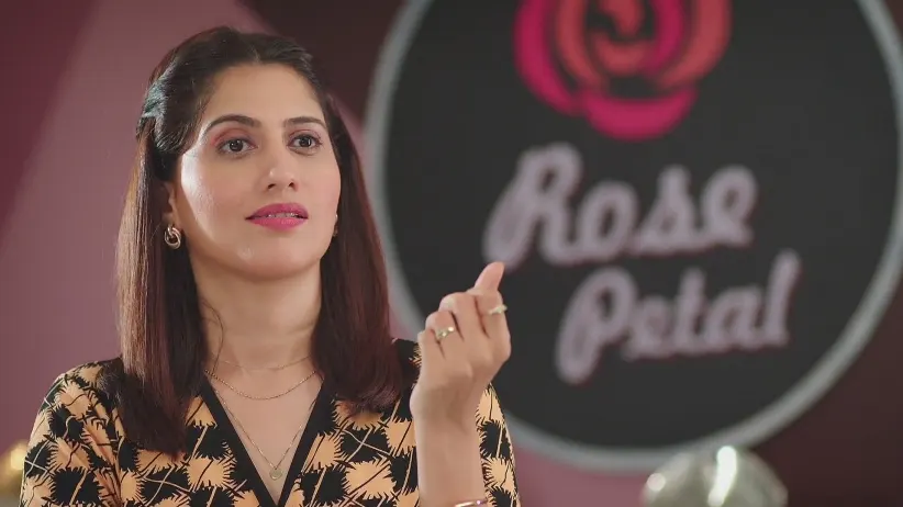 Shivani Feels Happy Hearing Kiran's Plan - Savalyachi Janu Savali