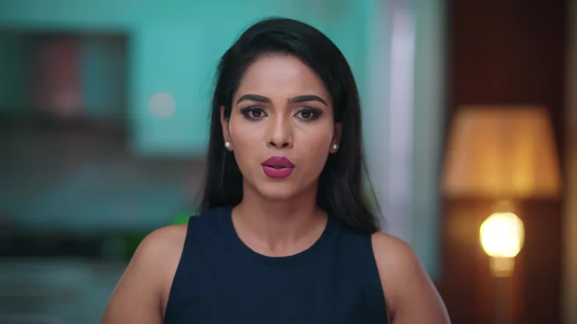 Ramadevi Ruins Harshavardhan's Gift for Chandrika
