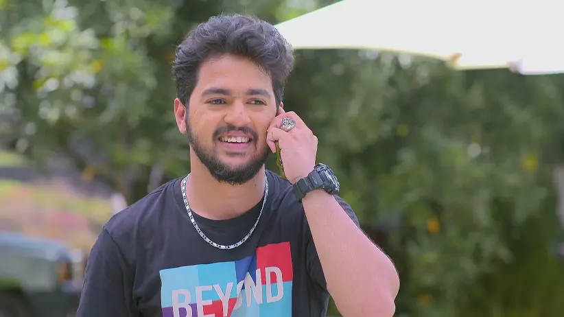 Ishan Talks to a Florist Girl - Kusum