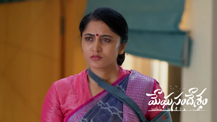 Bhoomi Chases Sharada’s Attacker