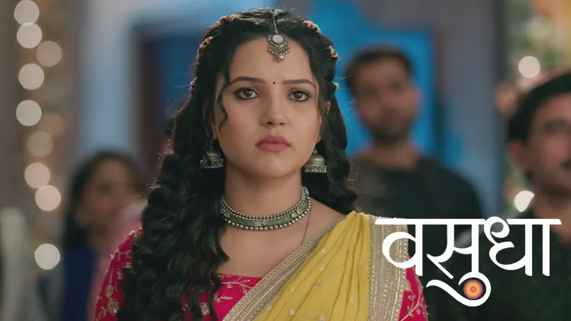 Chandrika Is Forced to Make an Announcement