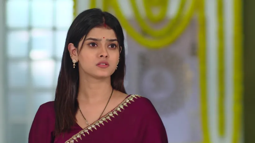 An Auction Begins - Bhagya Rekha