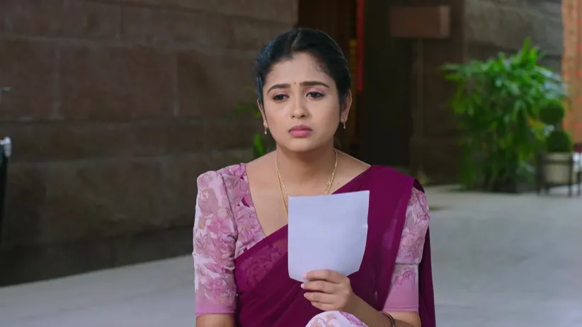 Sindhu Threatens to Harm Herself