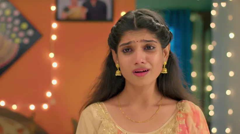 Chithra Argues with Suguna - Chinnan Siru Kiliye