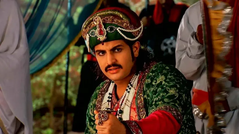 Jodha Decides to Return to Amer