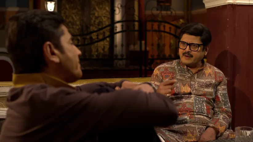 Tiwari Learns of Vibhuti's New Business - Bhabi Ji Ghar Par Hai