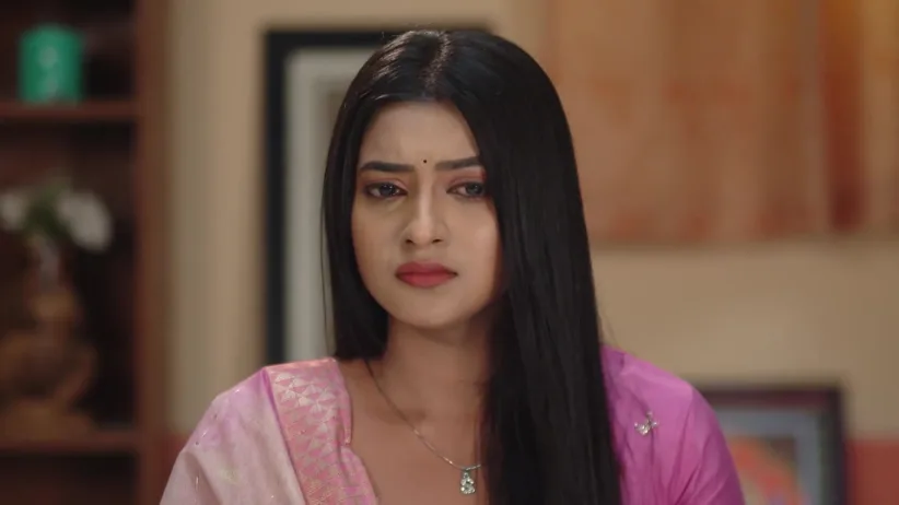 Smruti's Parents' Argue about Her