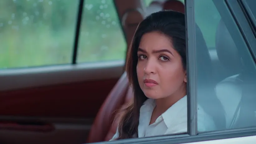 Shyam Cries for Varsha