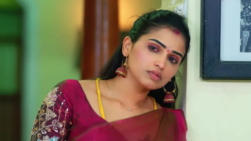 Parmeshwari Calms Durga - Karthigai Deepam