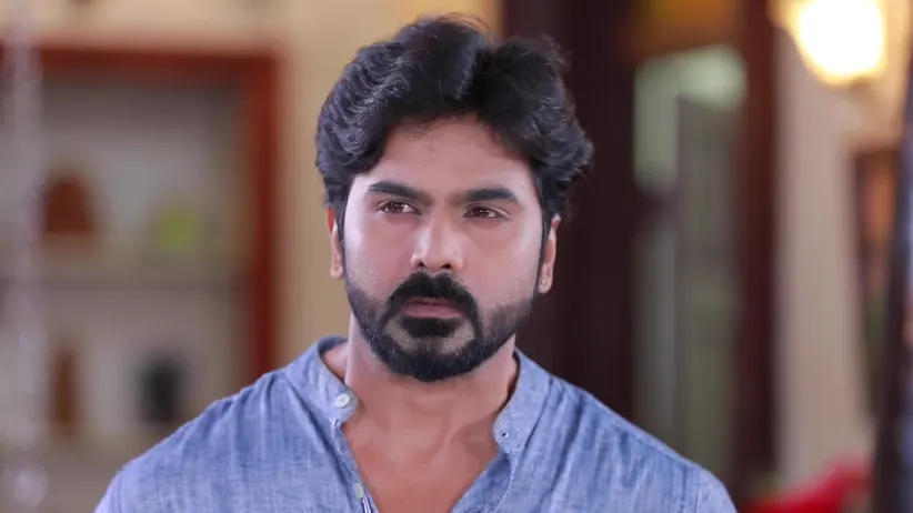 Karnan Tries to Attack Rasu - Mounam Pesiyadhe