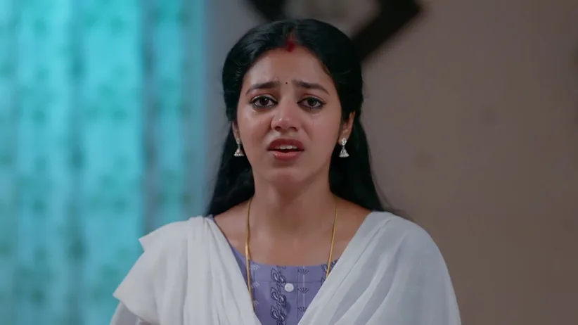 Nithya Learns of Harishankar's Plight