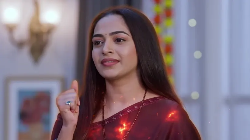 Veda Praises the Chaklis Made by Meera and Atharva