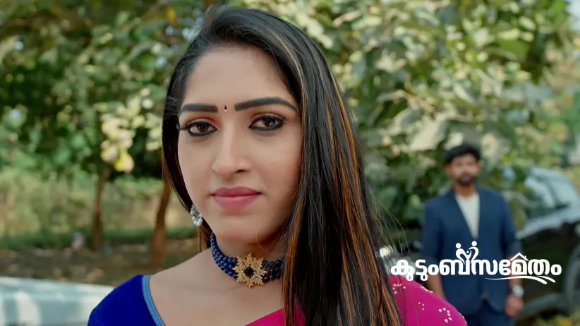 Darshan Fights Goons for Sameera