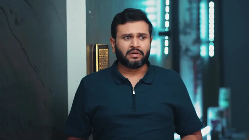 Sampat Learns about Venky's Arrest