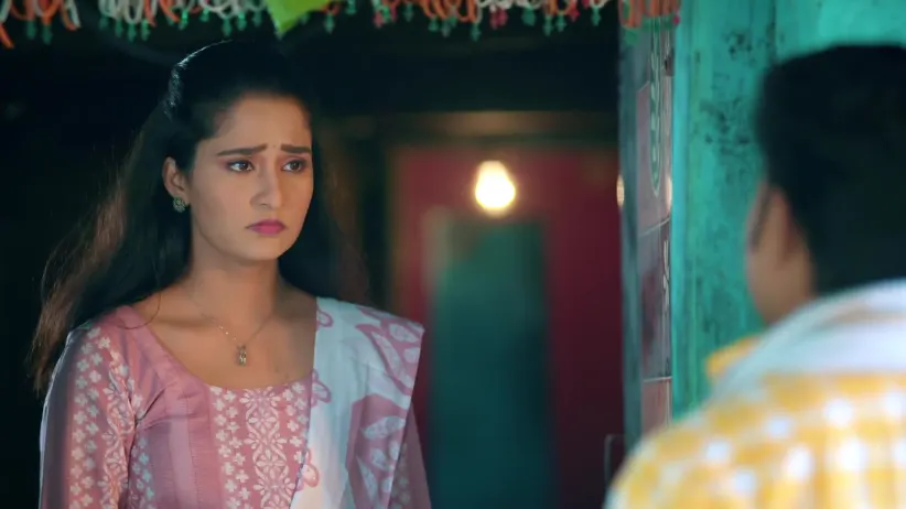 Aarya Questions Gopal about Lali - Devmanus Madhla Adhyay