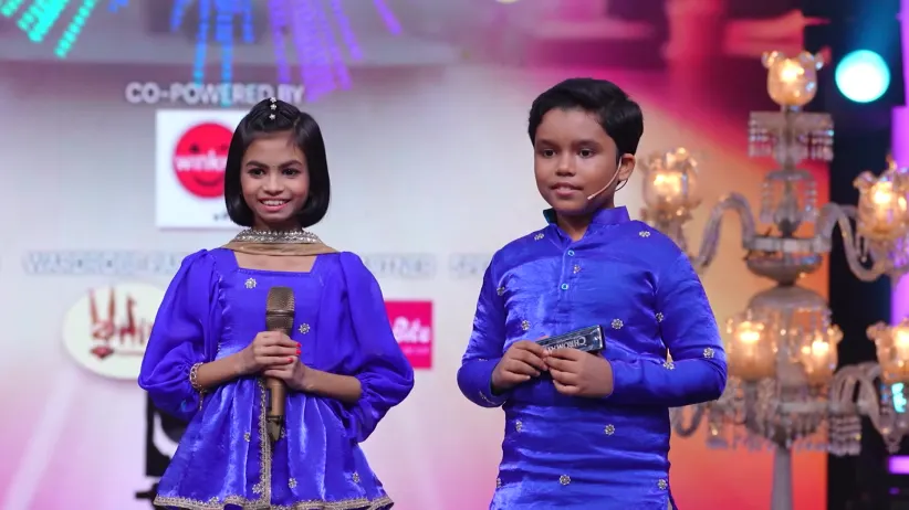 Shatabdi Appears in Jalsaghar