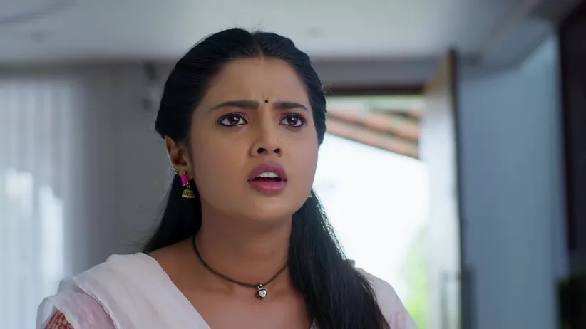 Ganga Exposes Veeru