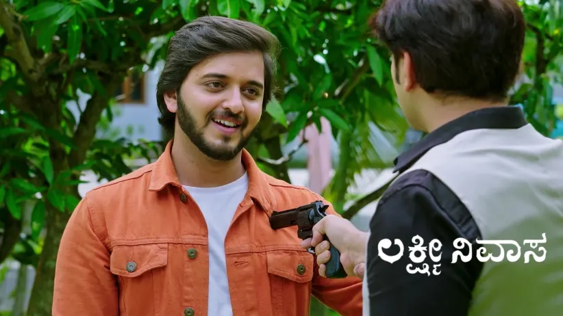 Jayanth Engages Vishwa in a Dangerous Game