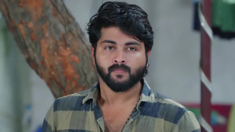 Maaran Argues with Surya - Veera