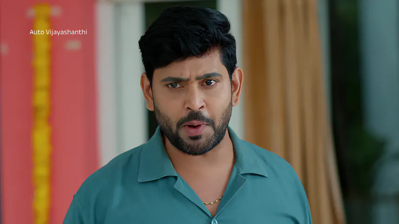 Durga Refuses to Apologise to Chiranjeevi - Auto Vijayashanthi - Promo