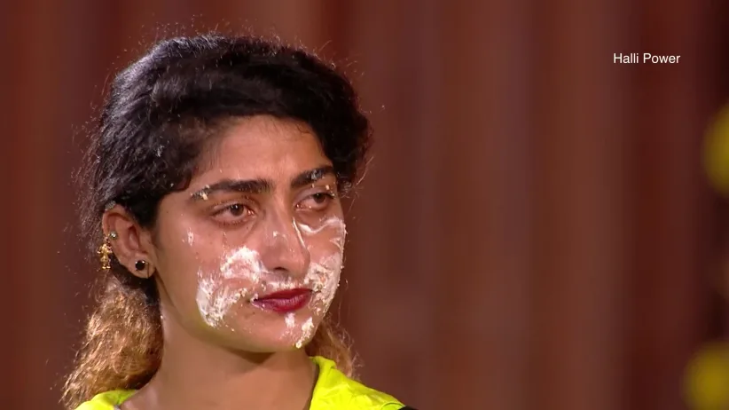 Cake Smash! - Halli Power