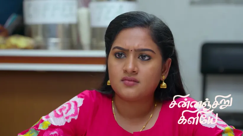 Indhu Puts on an Act in front of Balu