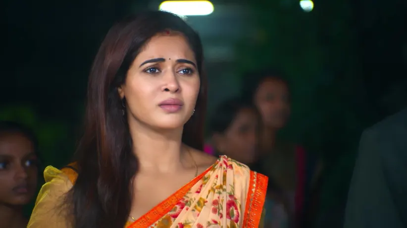 Muthuselvan Slaps Mahalingam - Sandhya Raagam