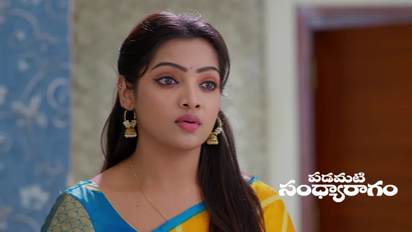 Aadhya Saves Ramalakshmi from an Accident