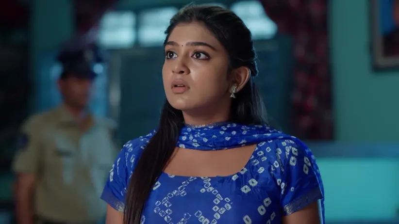 Auto Vijayashanthi - November 03, 2025 - Best Scene