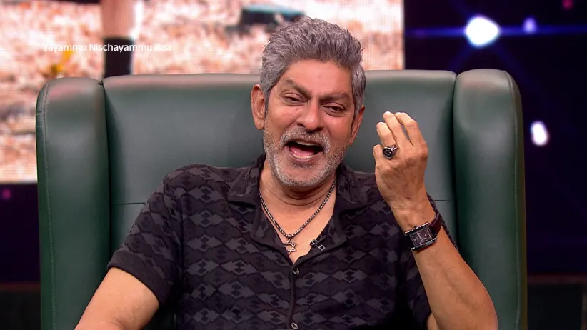 Devi Sri Prasad Gets Candid with Jagapathi - Jayammu Nischayammu Raa - Promo